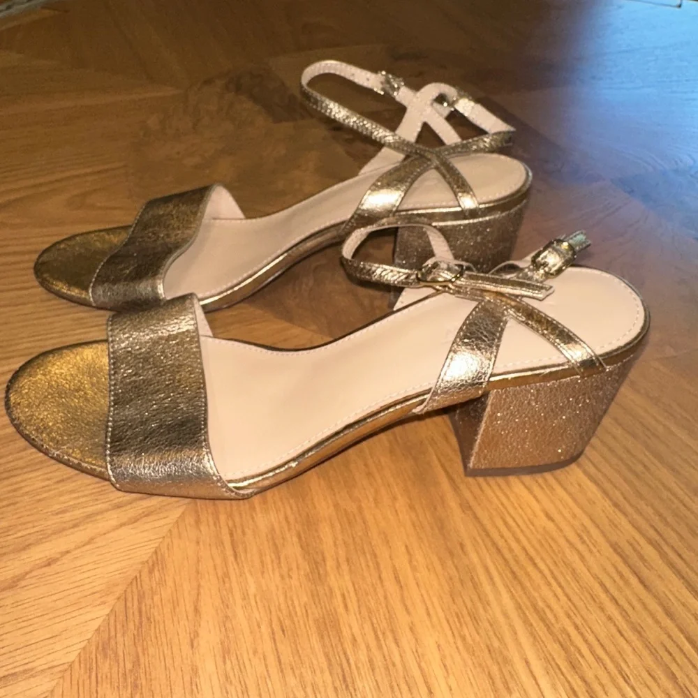 NWOT J. Crew Strappy block-heel sandals (60mm) in metallic gold leather - Picture 2 of 6